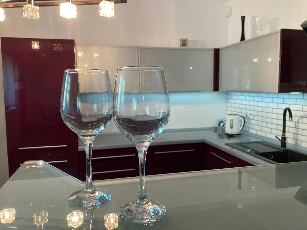Dom Chotomow Apartment Bagian luar foto