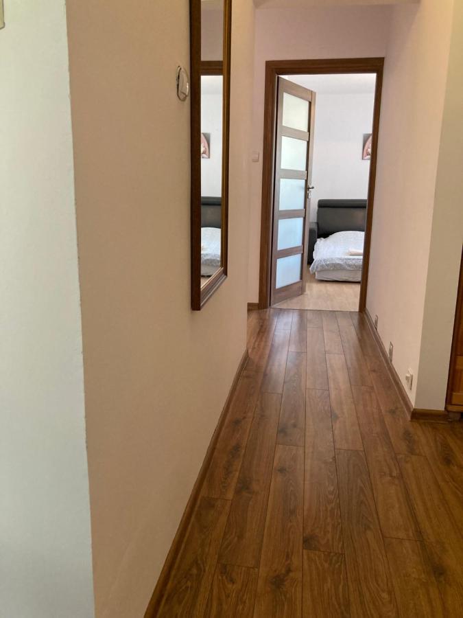 Dom Chotomow Apartment Bagian luar foto